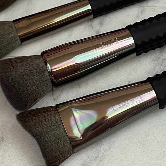 Laruce Beauty 4 Pcs Face Makeup Brush Set with Bag - Picture 9 of 16